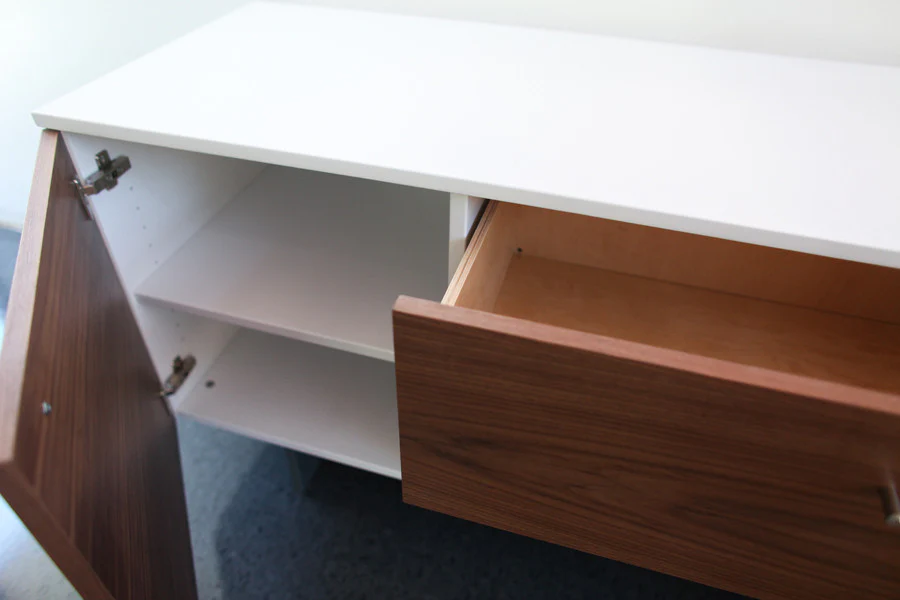 Roh Credenza - Image 3